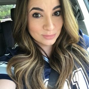 Meet your Posher, Carolina